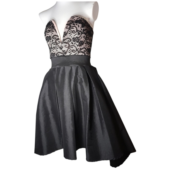 Dresses & Skirts - Elegant Pink and Black Strapless Fit and Flare Cocktail Dress
